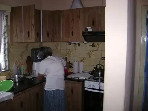Galpon en Venta en Lanús Oeste, USD 90.000