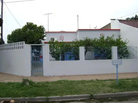 Yerbal 4815, B1824ouu Lanús, Provincia De Buenos Aires, Argentina