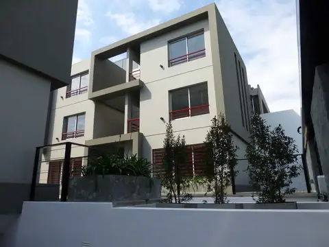 DEPARTAMENTO EN TRIPLEX EN ALQUILER