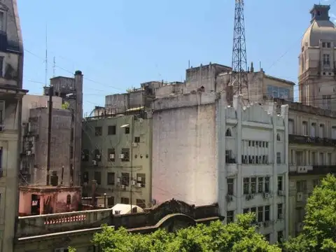 Oficina en Venta 103 años