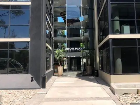Oficina en Venta con 1 cochera