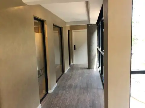OFICINA EN VENTA :: PLAZA 3 :: PARQUE LELOIR :: COCHERA