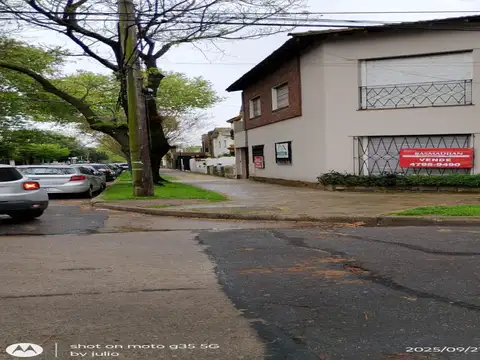 PH en venta de 2 dormitorios c/ cochera en Florida Mitre