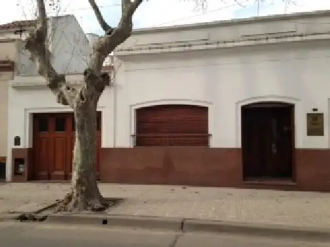 Casa en Zárate (centro)