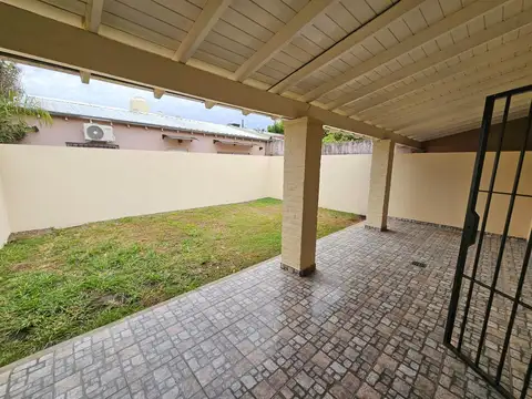 Depto Tipo Casa en Alquiler 10 años