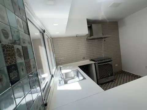 CASA EN VENTA EN BANFIELD