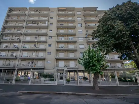 Departamento tres ambientes. moron sur