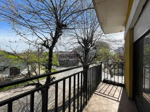 Depto Tipo Casa en Venta en Villa Luzuriaga, USD 89.900