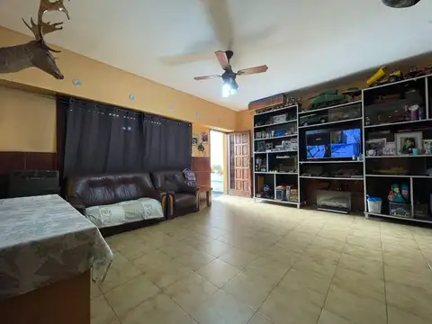 Depto Tipo Casa en Venta de 4 ambientes
