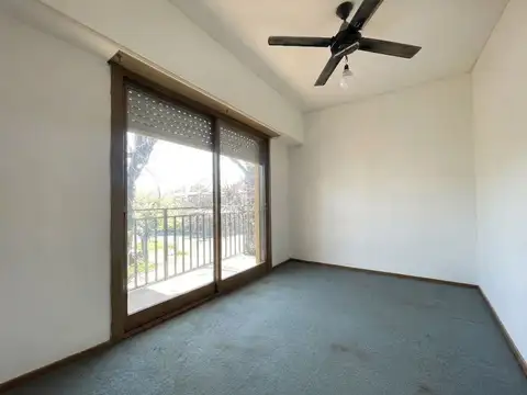 Depto Tipo Casa en Venta 46 años