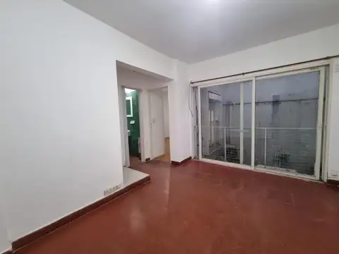 Juramento 5100, Piso 2