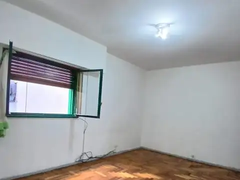 Catamarca 1086 , Piso 3