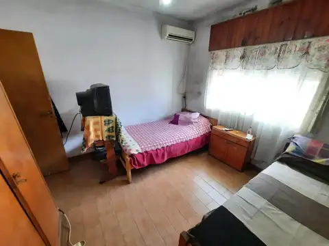 Casa en Venta en Castelar Sur, USD 125.000