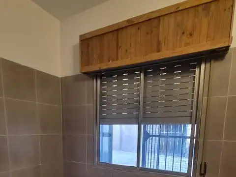 Casa en Alquiler con 1 cochera