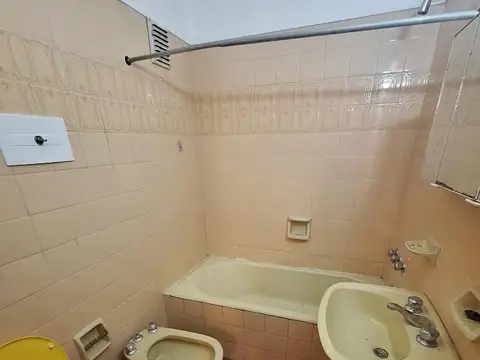 Departamento en Alquiler en Quilmes, $ 450.000