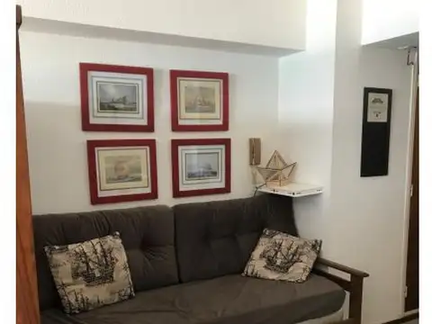 calle 23 623 , Piso 4