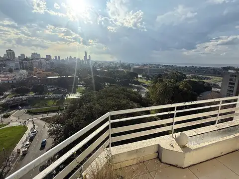 ALQUILER / Avenida Alvear 1900 Piso 11 / Departamento / 4 Ambientes / Recoleta / Balcón