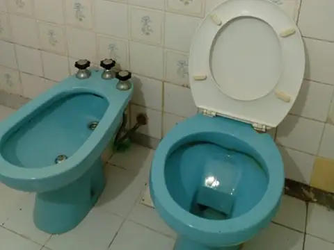 Casa Interna con Entrada de Vehículo en Guadalupe Oeste - Muy Funcional