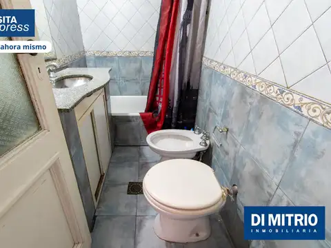 Depto Tipo Casa en Venta 80 años