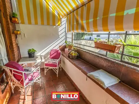 Depto Tipo Casa 2 ambientes con 1 baño