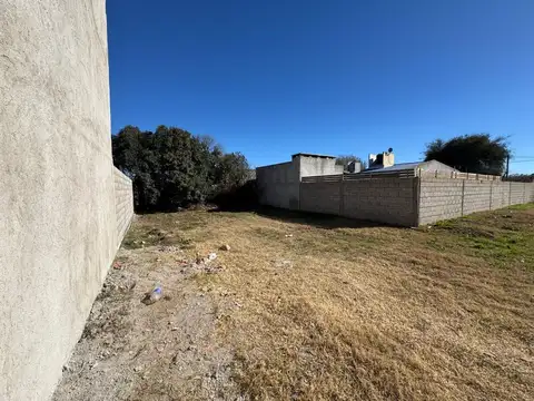 Terreno en Venta en Villa Esquiu, USD 22.000