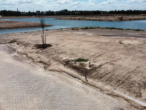 Terreno en Venta de 1055,0 m2