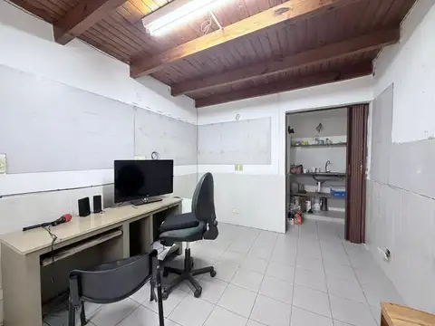 VENTA OFICINA / CONSULTORIO / LOCAL COMERCIAL SMT