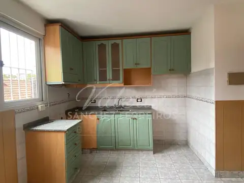 Departamento en Venta con 2 cocheras