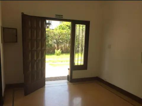 Casa 4 ambientes con 4 baños