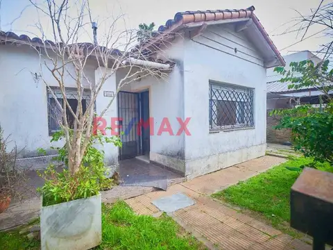 Saladillo e/ Mercedes y Concordia 2100