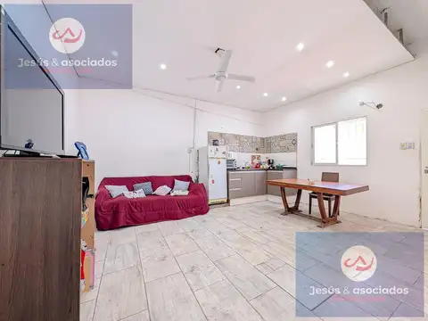Departamento de pasillo ubicado en Echesortu