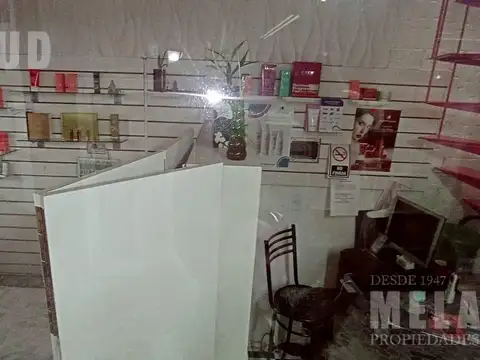 Local en Galeria / VENTA / EN ALMAGRO BOEDO