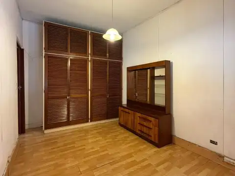 Depto Tipo Casa en Venta 45 años