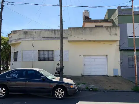 Lisandro de la Torre 100