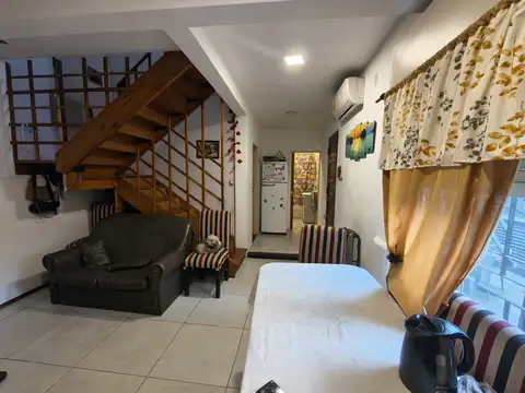 Casa 6 ambientes con 3 baños