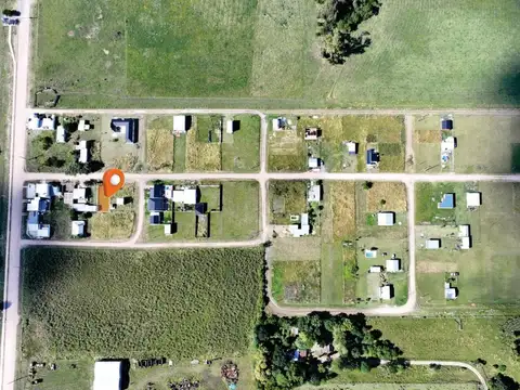 Terreno económico sobre calle Gurnel, a mst de Ruta 23. Pronunciamiento. Entre Ríos.