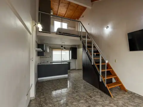Venta Depto 2 Ambientes Tipo Loft-Balcón al frente