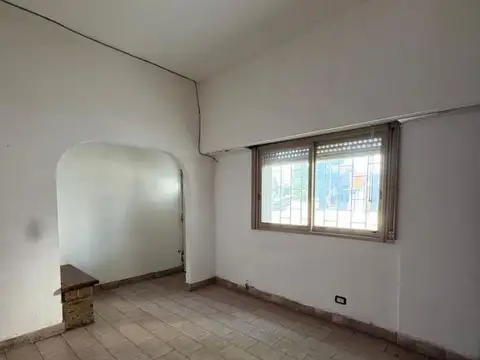 Depto Tipo Casa 4 ambientes con 2 baños