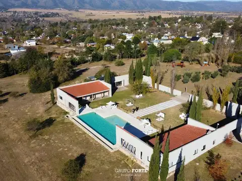 Terreno en venta en Altos del Corral - LOS REARTES