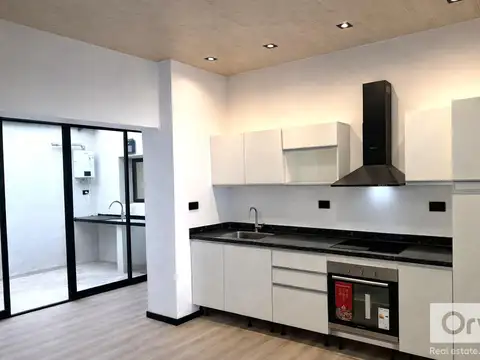 VENTA PH 3 AMBIENTES VILLA PUEYRREDON. REFACCIONADO A NUEVO. SIN EXPENSAS. GRAN UBICACIÓN.