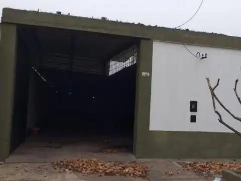 Galpon en Venta 8,66  mts Frente