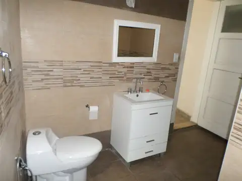 Av Pte H Yrigoyen 3800