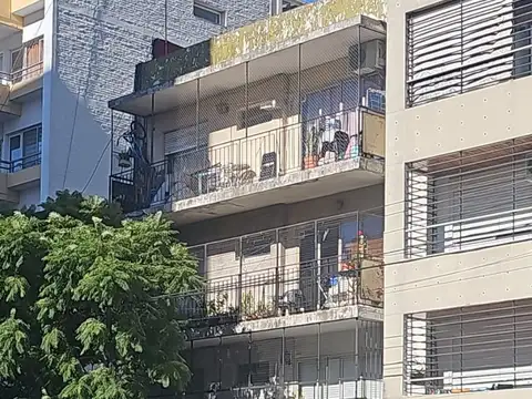 3 amb en PB con dos patios