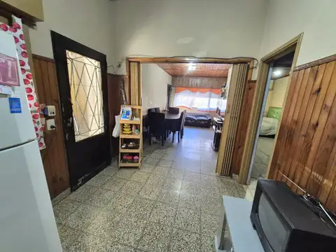 Casa en Venta con 3 cocheras