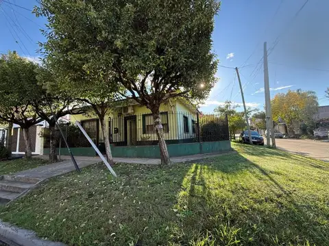 Casa en Quilmes Oeste a la venta