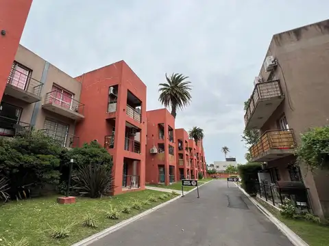 Pringles 800, Piso 2