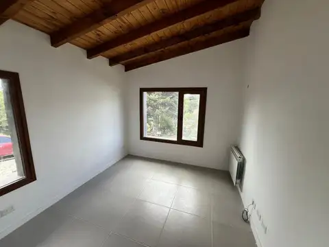 Depto Tipo Casa 2 ambientes con 1 baño