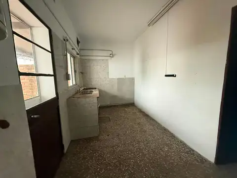 Casa en Alquiler con 1 cochera