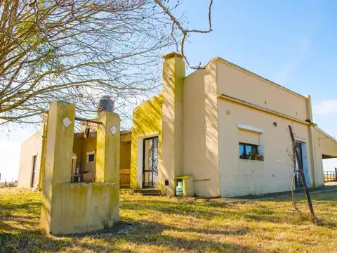 VENTA CAMPO 263hás A 9kmts DE MELO 4KMTS AERO INT.