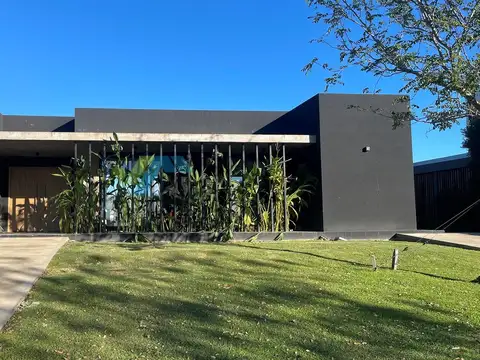 Casa  en Venta en San Sebastian - AREA 9, San Sebastian, Escobar